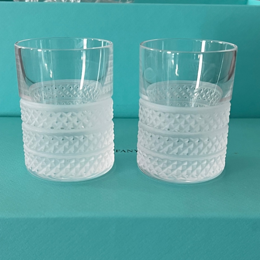 Tiffany & Co. diamond point shot glass‎
